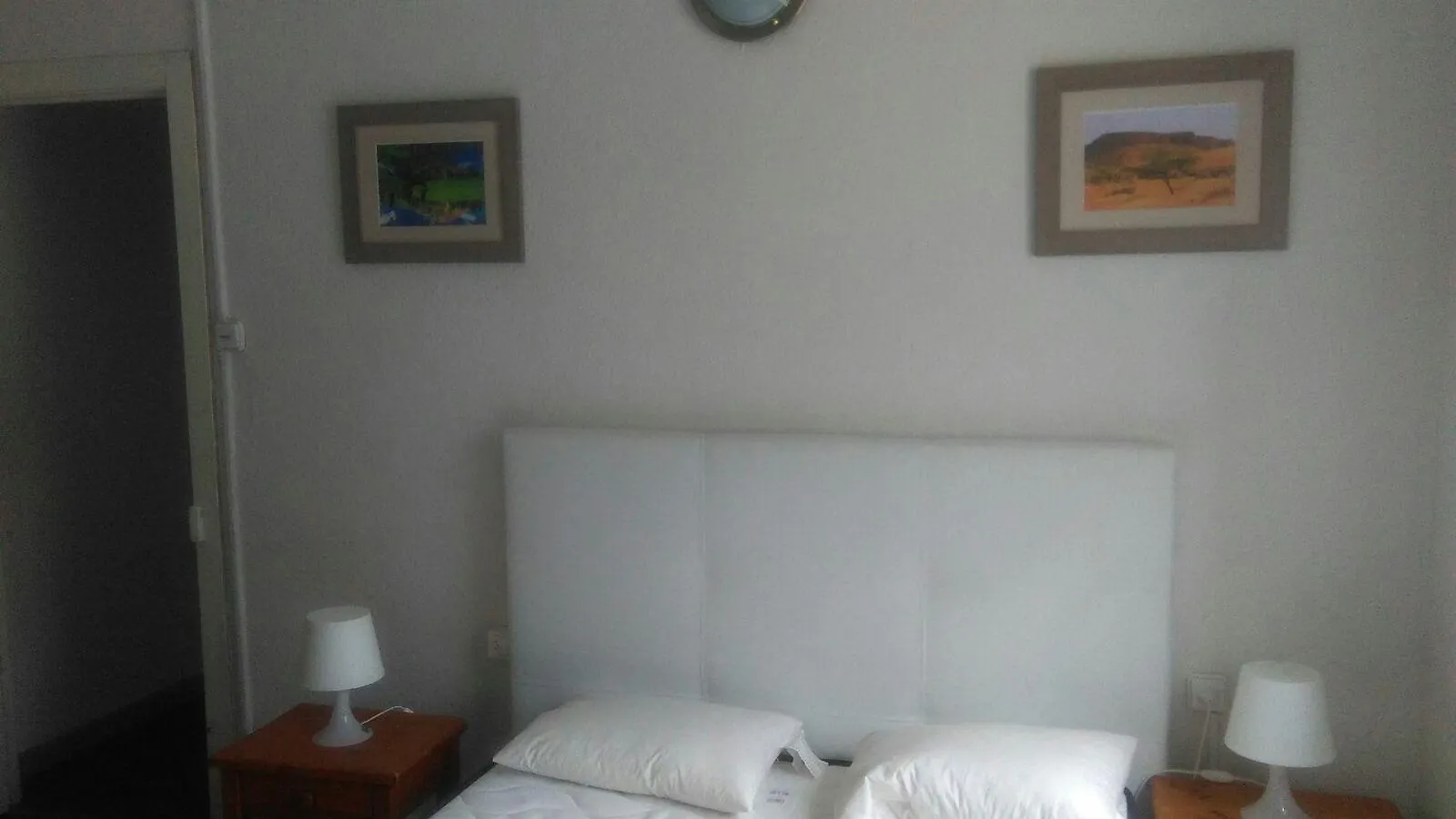 Hostal Porta De Nuria ريب دي فريزر بيت ضيافة