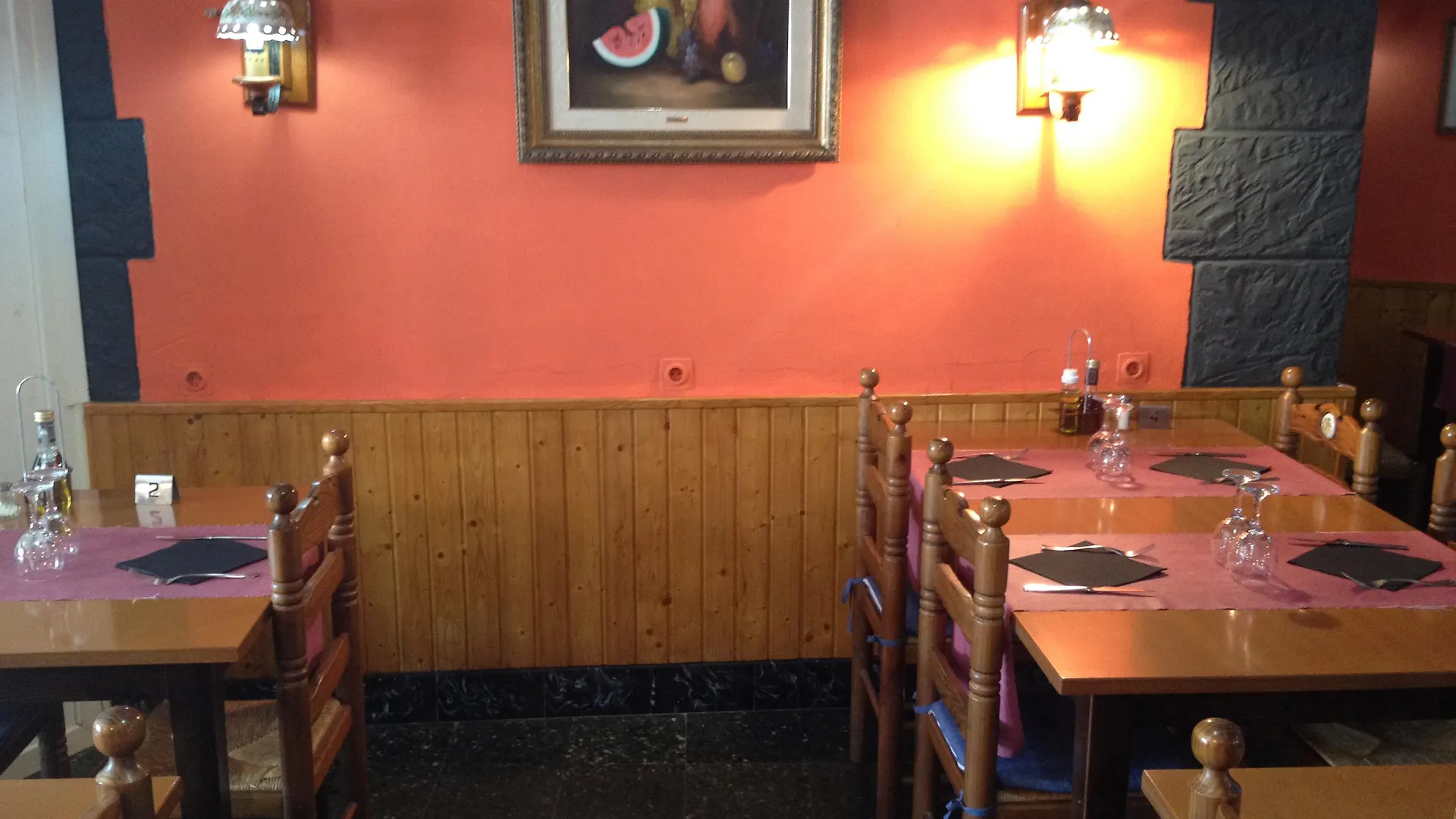 Hostal Porta De Nuria ريب دي فريزر بيت ضيافة