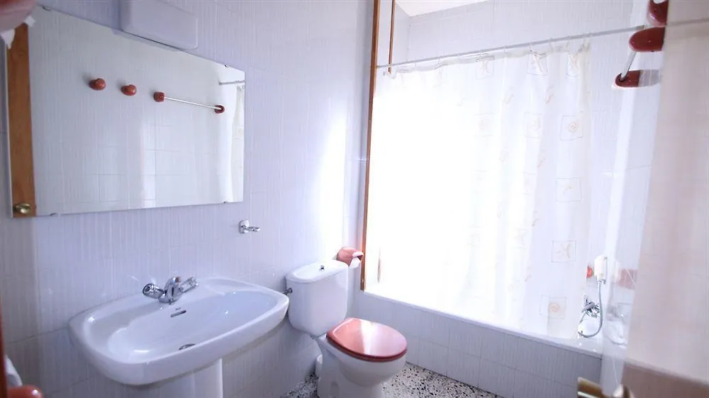 بيت ضيافة Hostal Porta De Nuria ريب دي فريزر