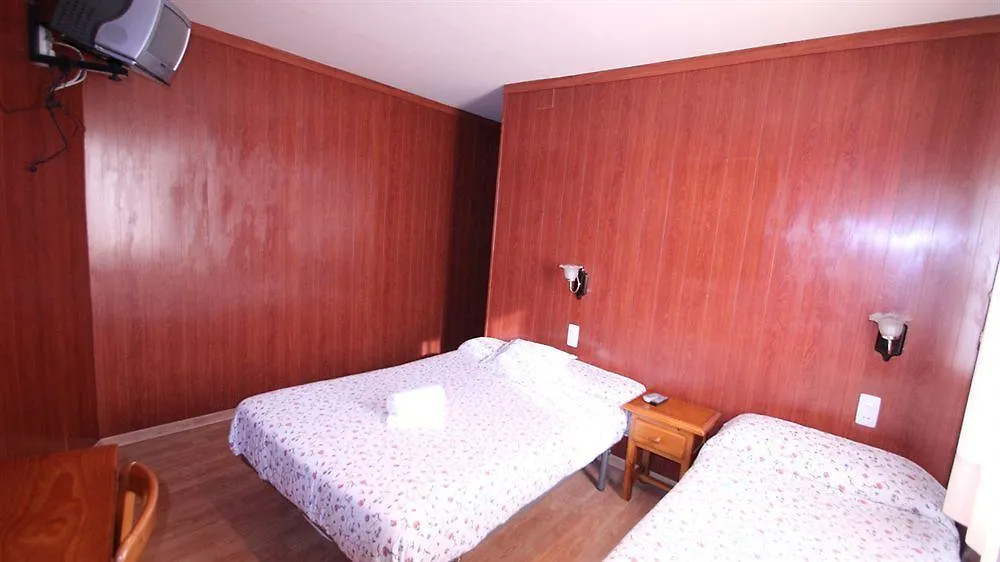 Hostal Porta De Nuria ريب دي فريزر إسبانيا