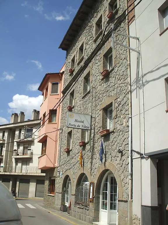 بيت ضيافة Hostal Porta De Nuria ريب دي فريزر